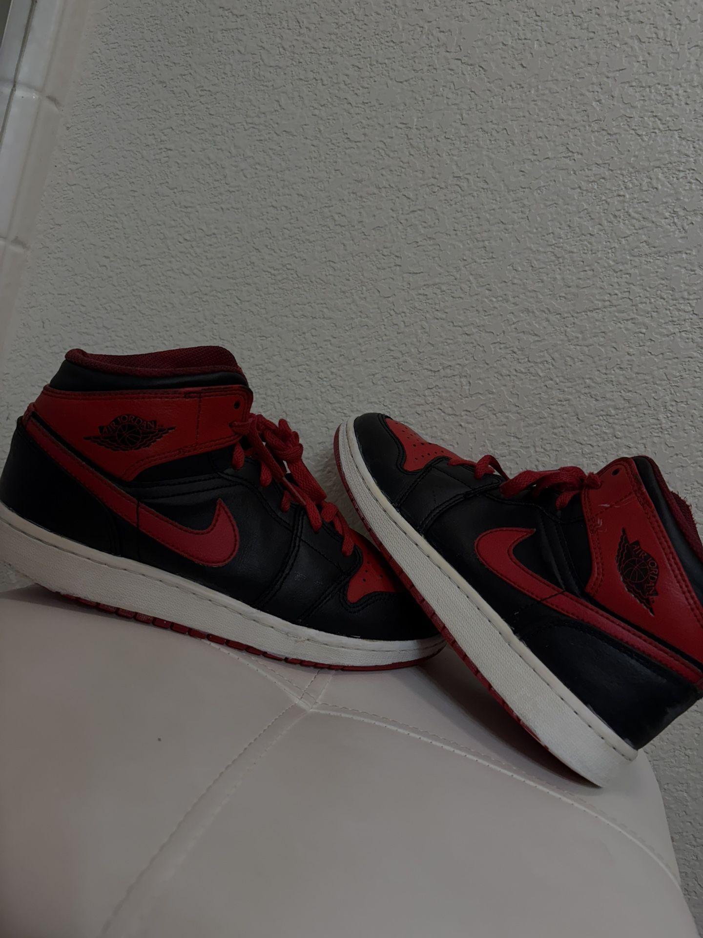 Jordan 1 Bred