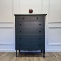 Refinished Solid Wood Chest Of Drawers / Dresser / Tv Stand 