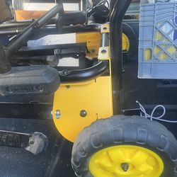 Table saw with wheels