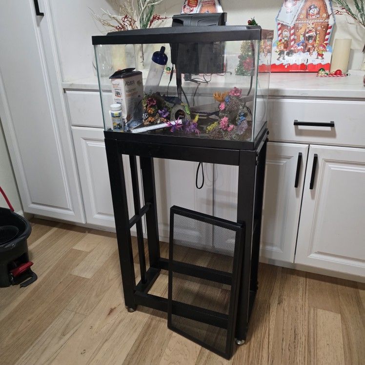 10 Gallon Fish Tank Set