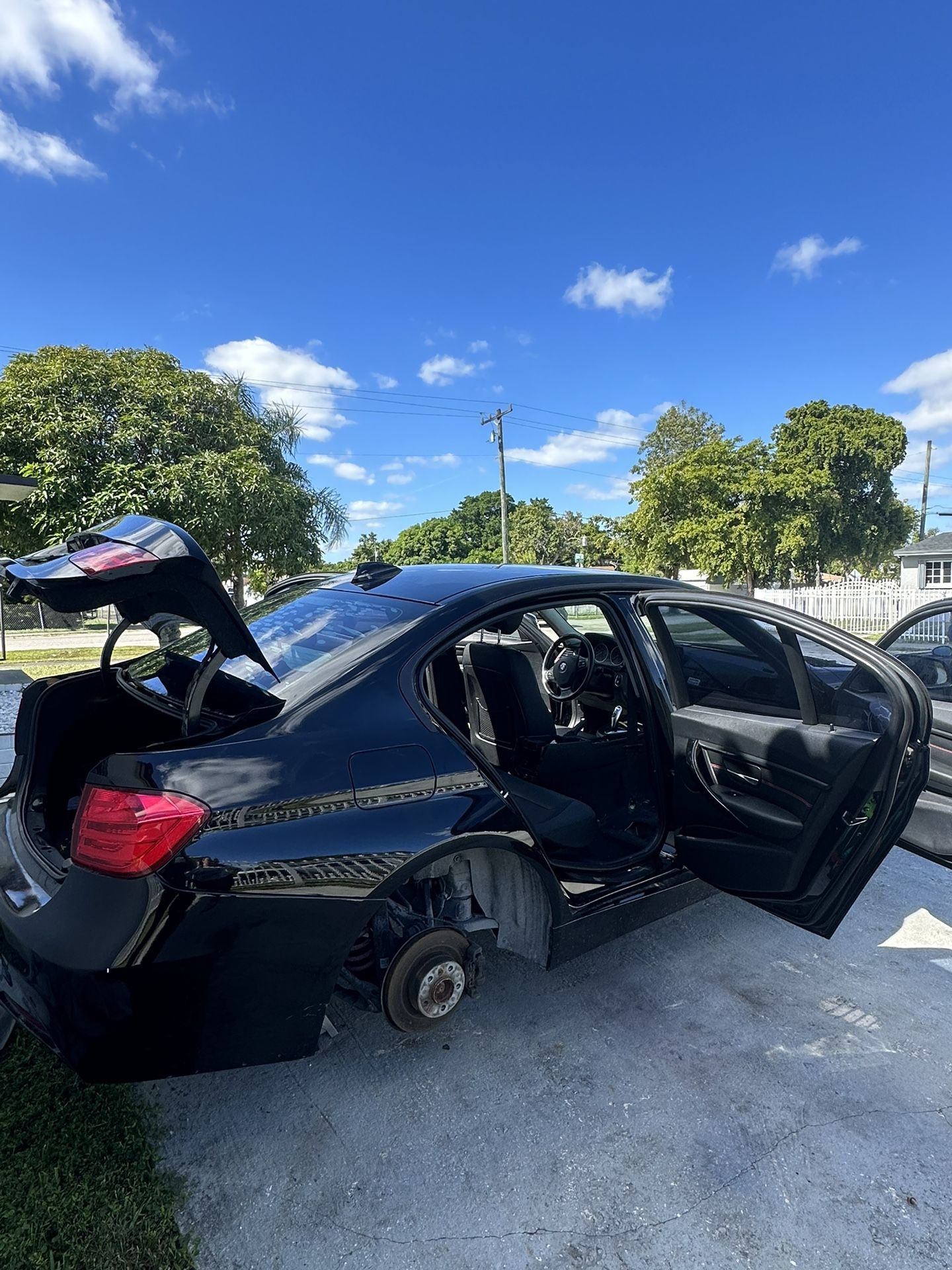 BMW F30 PART OUT 2012-2018
