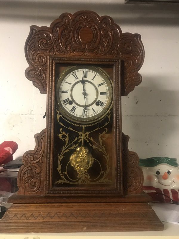 Antique Waterbury clock from 1880 working good $165