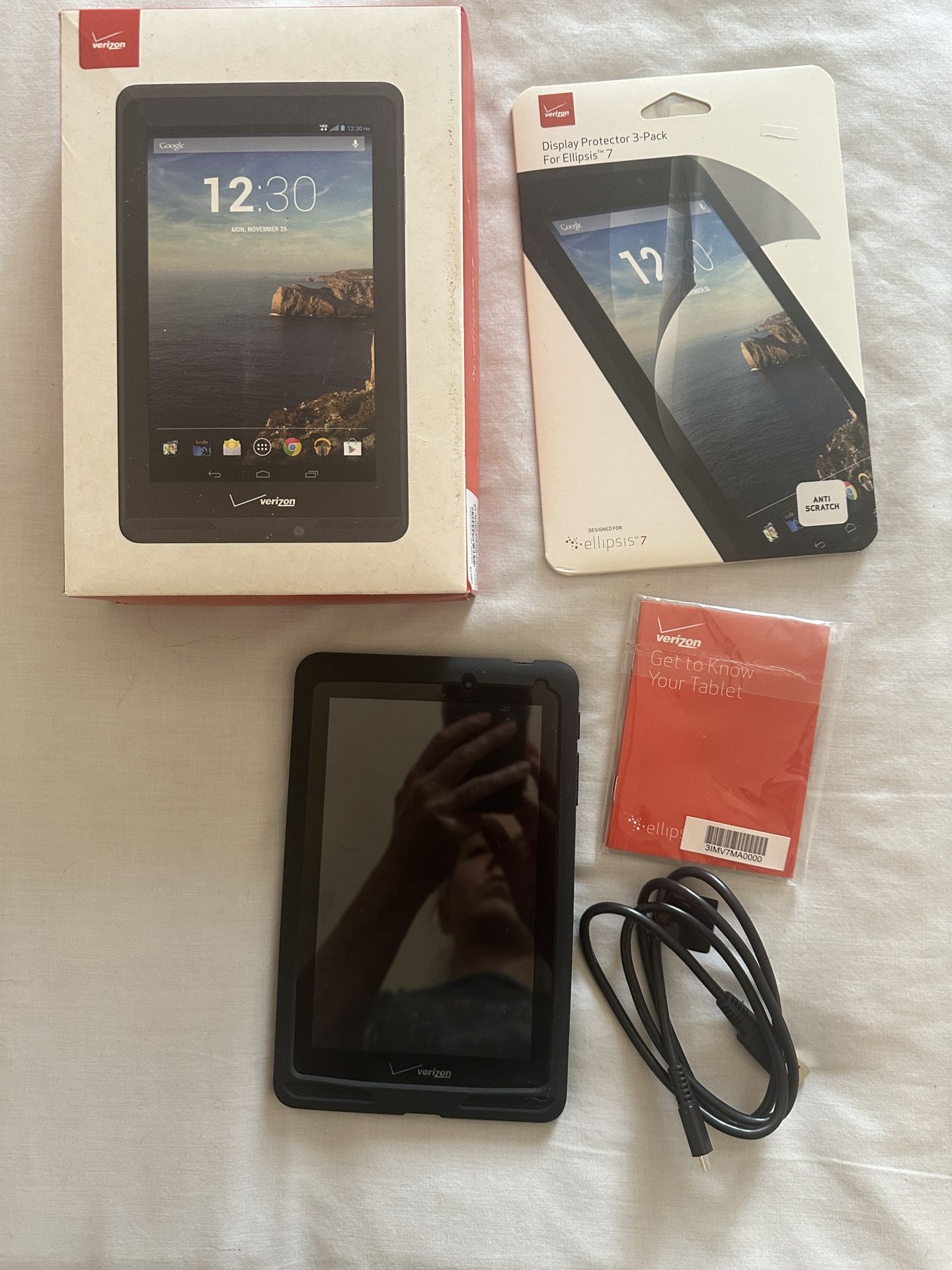 Verizon Ellipsis 7 Tablet with Accessories