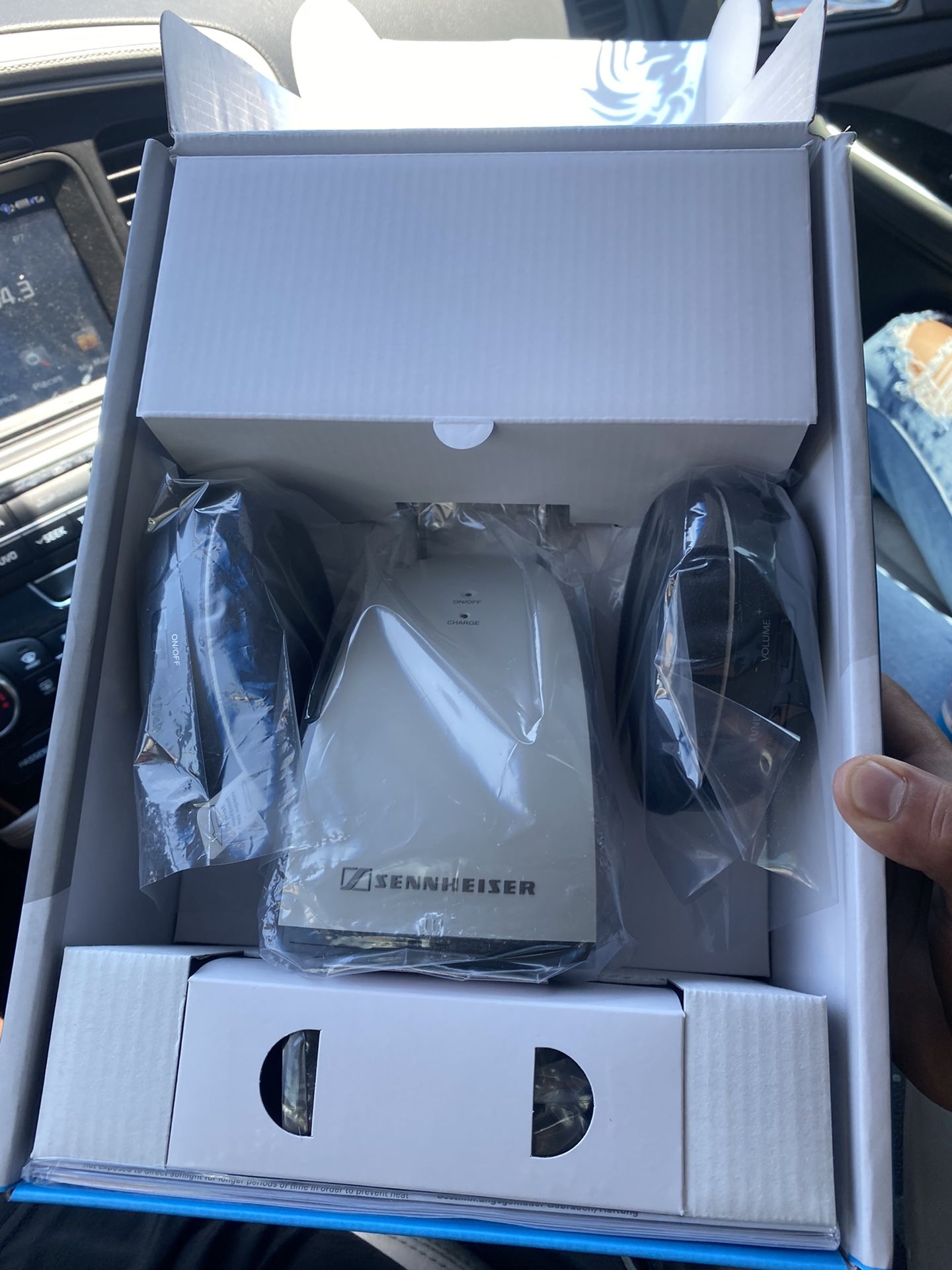 Wireless Headphones !!