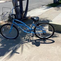 5 Speed Beach Cruiser. Electra