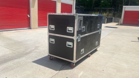 Tv road cases