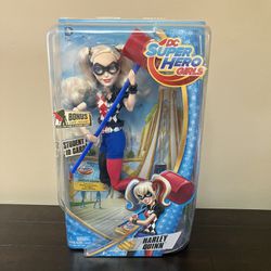 DC Super Hero Girls Harley Quinn 12-Inch Deluxe Doll