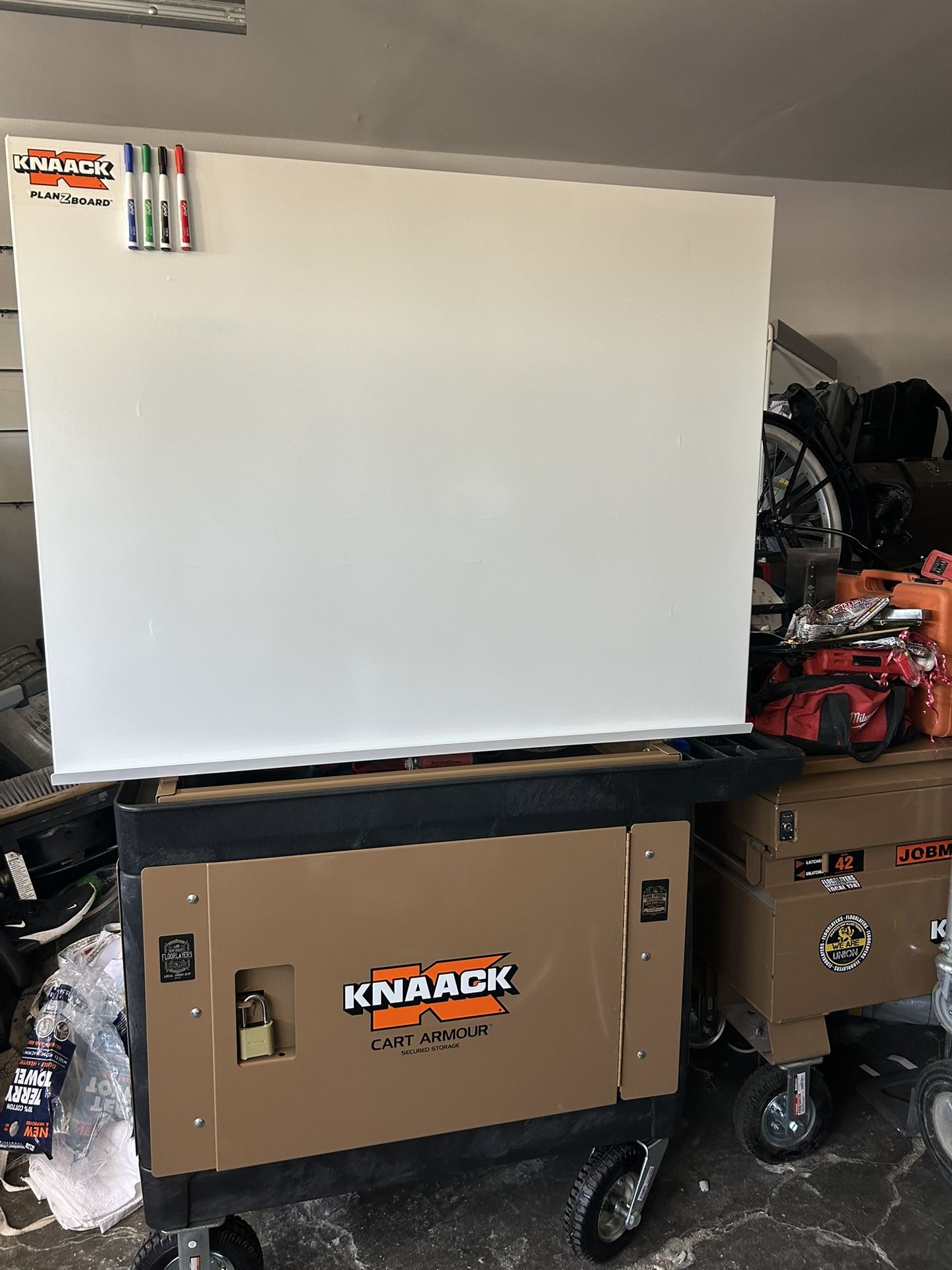 Knaack Plan Z Board