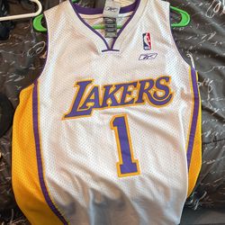 Caron  Butler Jersey Size L 
