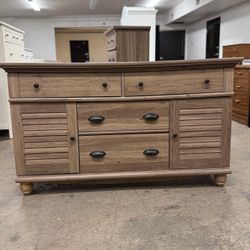 See Page for Matching Set - Wood Tone Dresser / Buffet / Sideboard