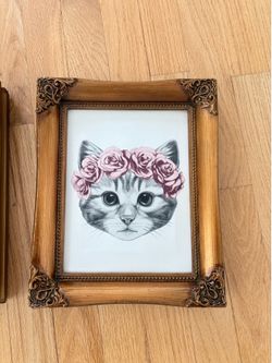 Set of 2 canvas prints on gold vintage frame