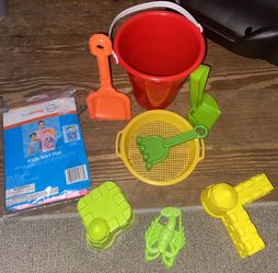 Beach Sand Toys and Surf Mat