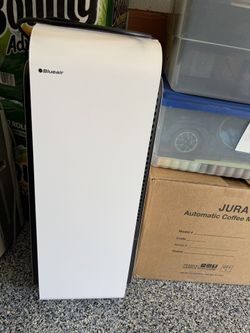 BLUEAIR Advanced Air Purifier 7470i for large room