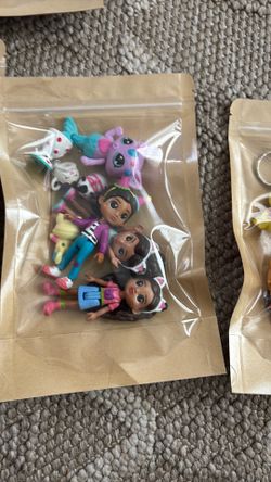 No damage key chains 4 Gabby’s doll house