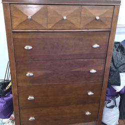 5 Drawer Tall Dresser
