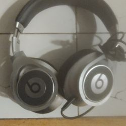 BEATS HEADPHONES. New Condition. 