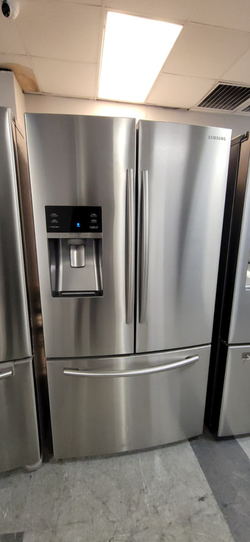 Samsung French Door Fridge – Stainless, Ice & Water Dispenser