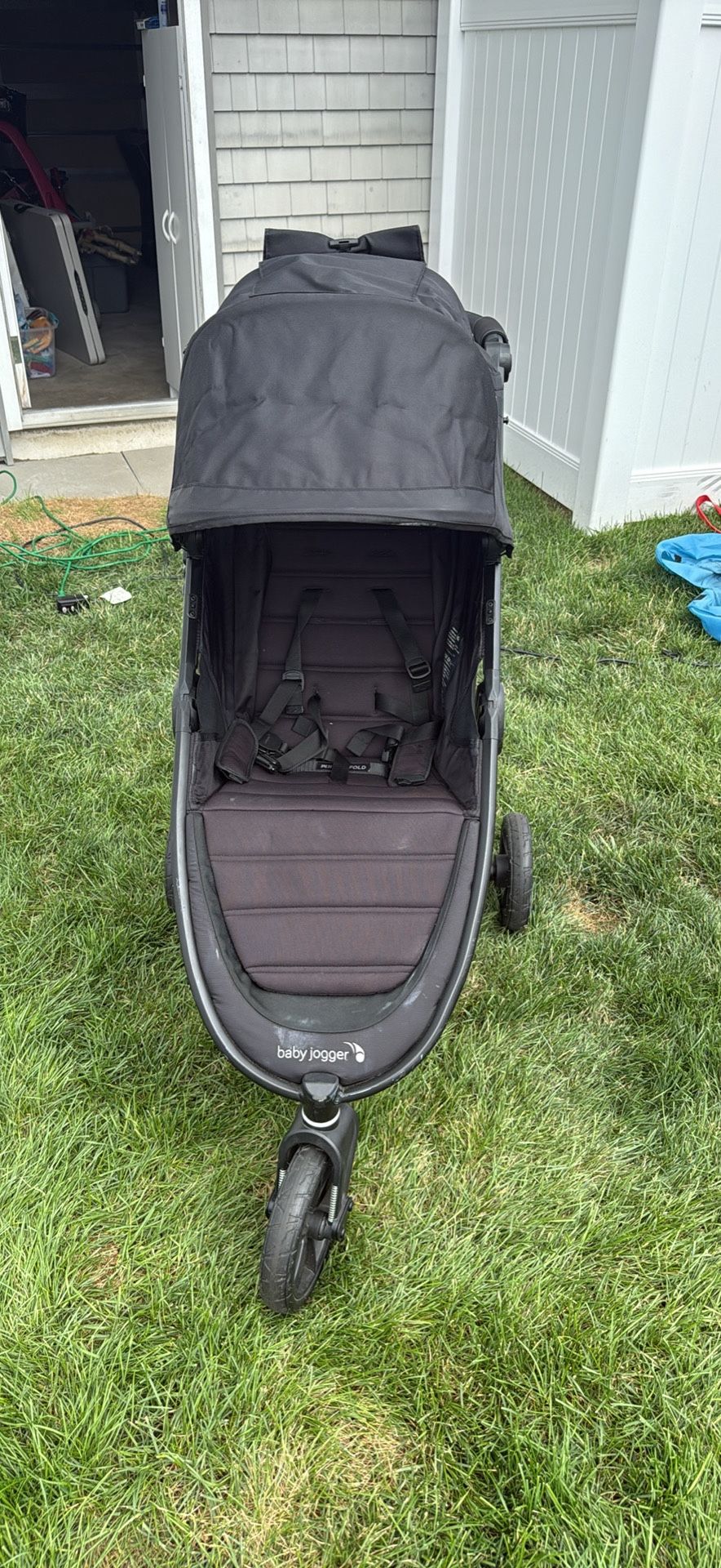 Baby jogger- Citi Jogger Gtz Three Wheel Stroller