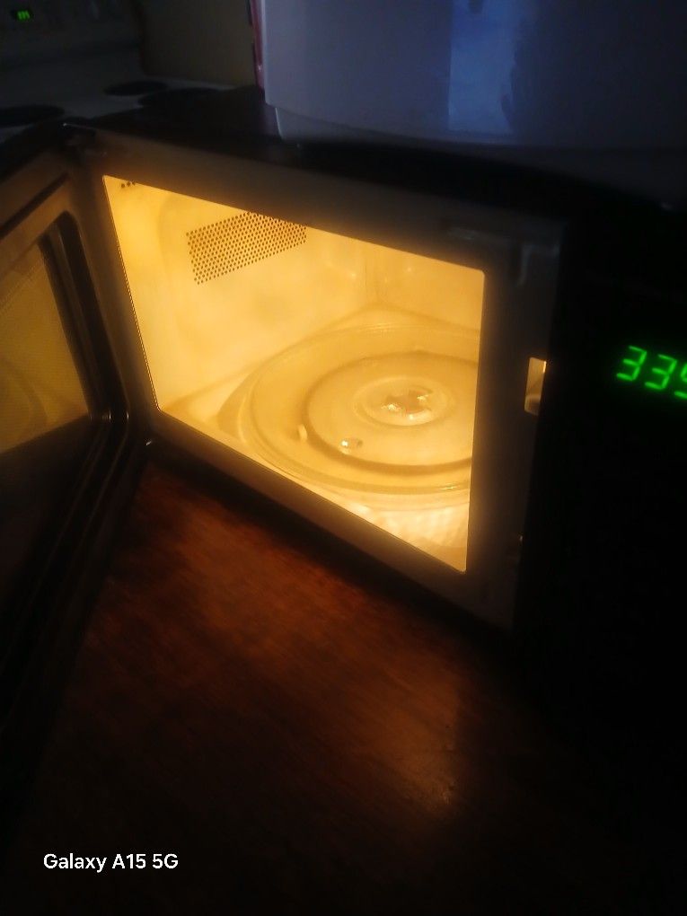 Hamilton Beach Microwave 