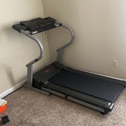 treadmill good condition 