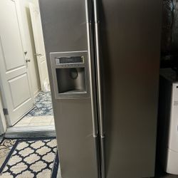 LG Stainless Steel 2 Door Refrigerator 