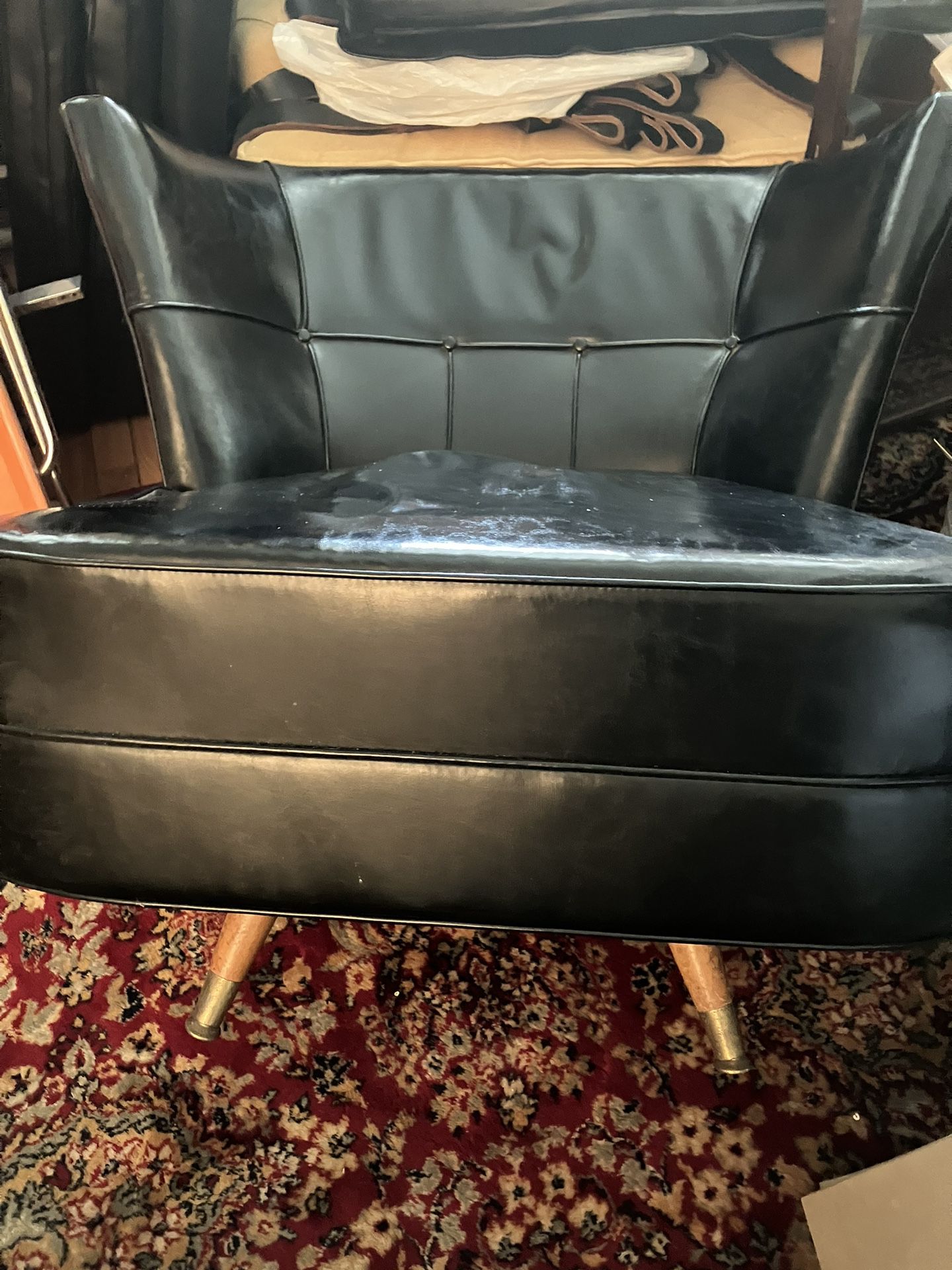 1950s Sexy Slipper Chair