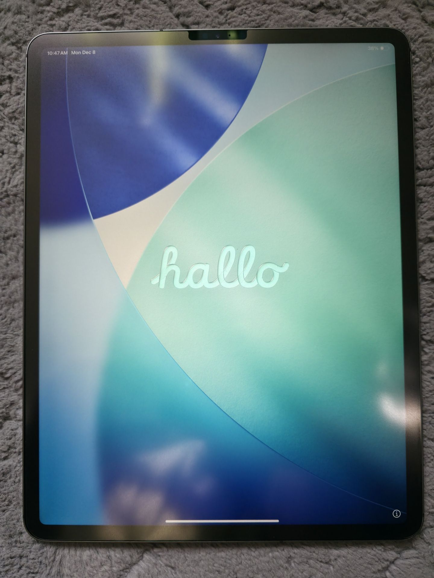 iPad Pro 12.9" 4th Gen 1TB Cellular (A2069) - $700