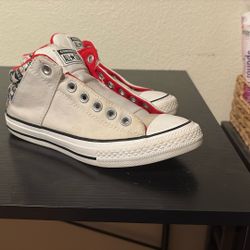 Converse Size 5  American color way Laces Included