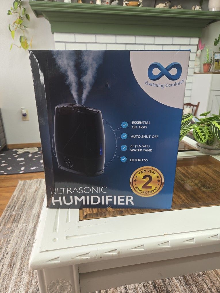 Everlasting Comfort Cool Mist Humidifiers