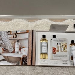 The Laundress Signature Detergent Gift Set NIB