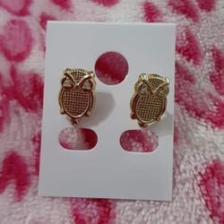Gold Plated Earrings/Aretes De Buho Gold Plated 