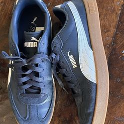 Puma shoes 10.5