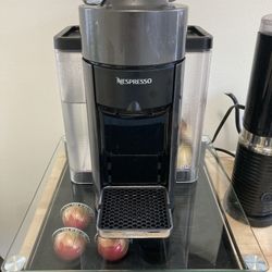 Nespresso Evoluo Deluxe