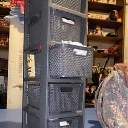 Plastic Storage Bins 