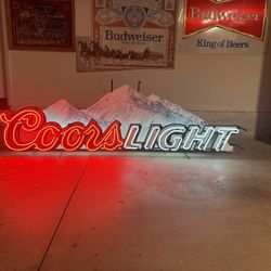 🍺Coors Light 6’ Neon Sign 🍺