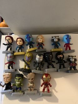 Marvel figures avengers