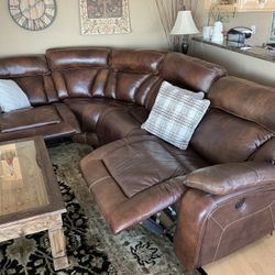 Leather - Brown - Sectional CLEAN, Two Electric Recliners and One Manual