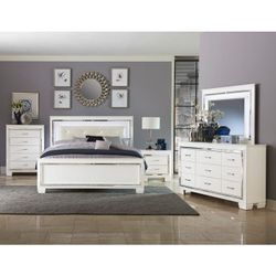 4 PC BEDROOM SET NEW IN BOX (MATTRESS AND CHEST SOLD SEPARATELY)