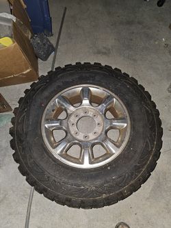 Ford F250 F350 Rims And Pro Comp Xtreme MT2