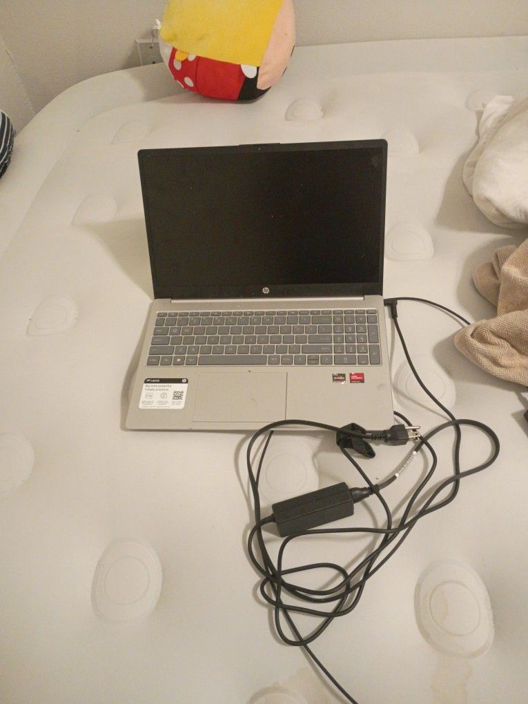 HP LapTop 7000 Series 3 Graphics Radeon
