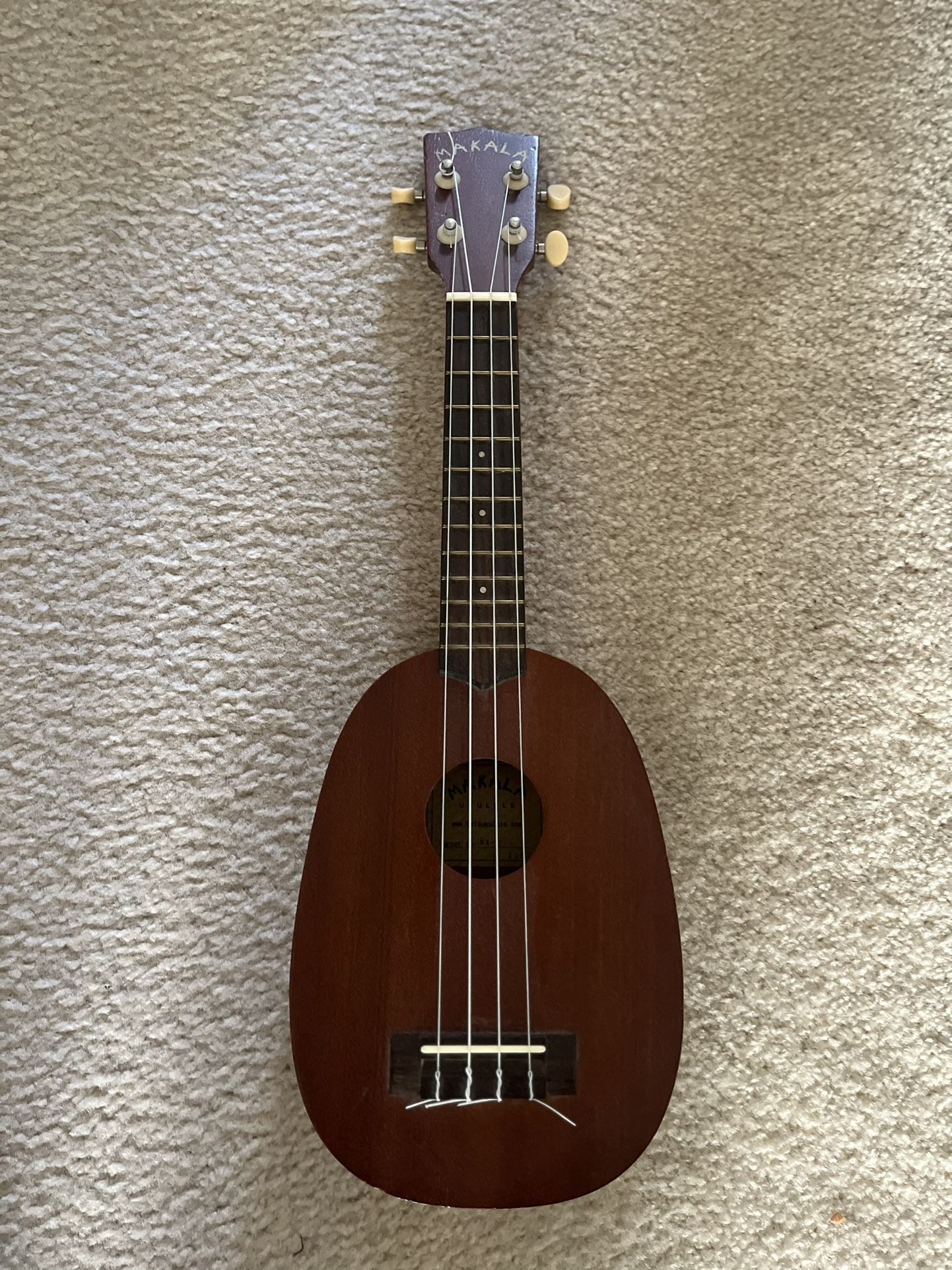 Makala ukulele - Like New