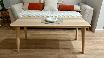IKEA Light Wood Coffee Table – Minimal Modern Style