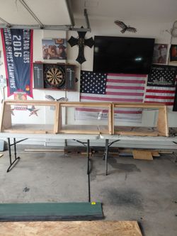 3 display cases