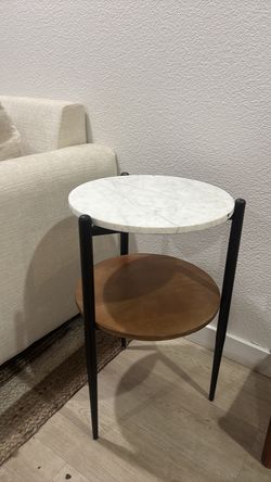End table
