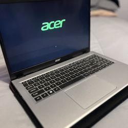 Acer Aspire 315 Ryzen 5 7520U | 1TB 15.6” Touchscreen 
