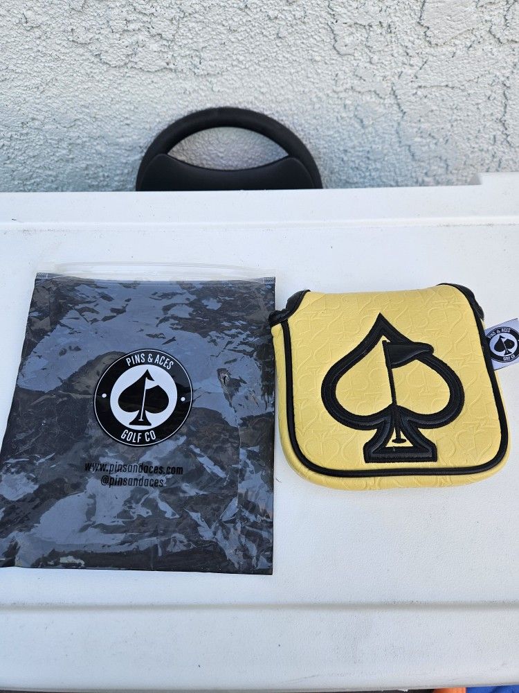 BRAND NEW PINS & ACES GOLD MALLET STYLE PUTTER GOLF HEADCOVER