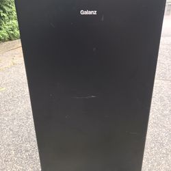 Mini Fridge - Good Condition ( See Pictures)- Pick Up Only In Framingham 