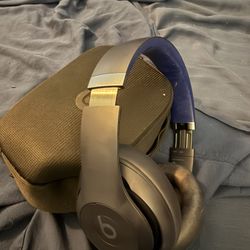 Like New Beats Studio Pro 