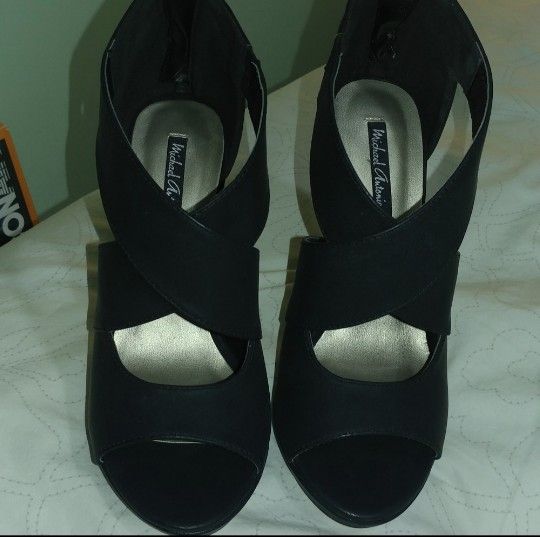New Black Heels By Michael Antonio 