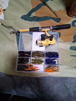Eagle claw Fishing pole and yum crawbug kit